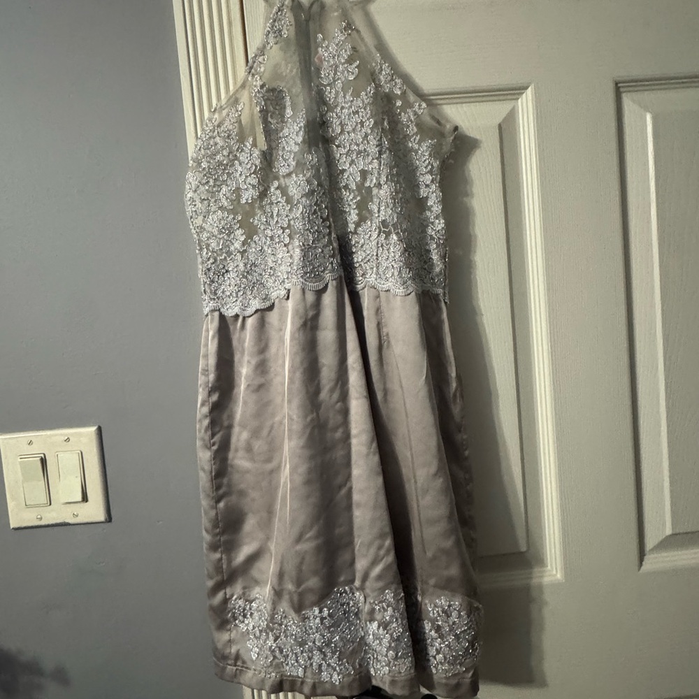 Elegant Lace Mini Dress in Gray